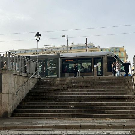 Studette En Plein Coeur Du Vieux Nice Bagian luar foto