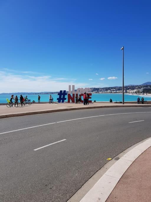 Studette En Plein Coeur Du Vieux Nice Bagian luar foto