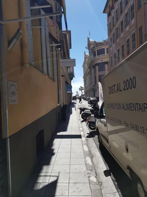 Studette En Plein Coeur Du Vieux Nice Bagian luar foto