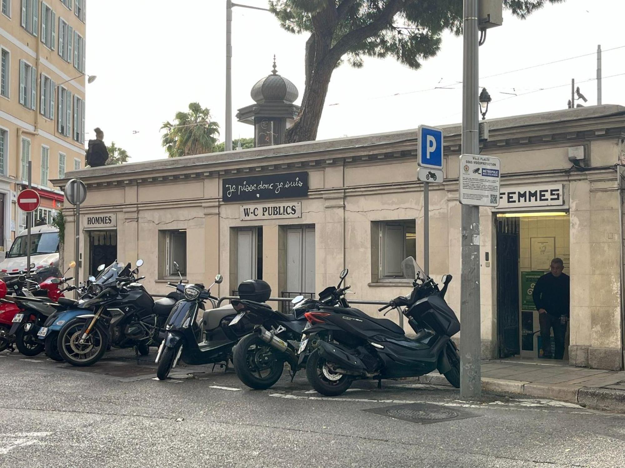 Studette En Plein Coeur Du Vieux Nice Bagian luar foto