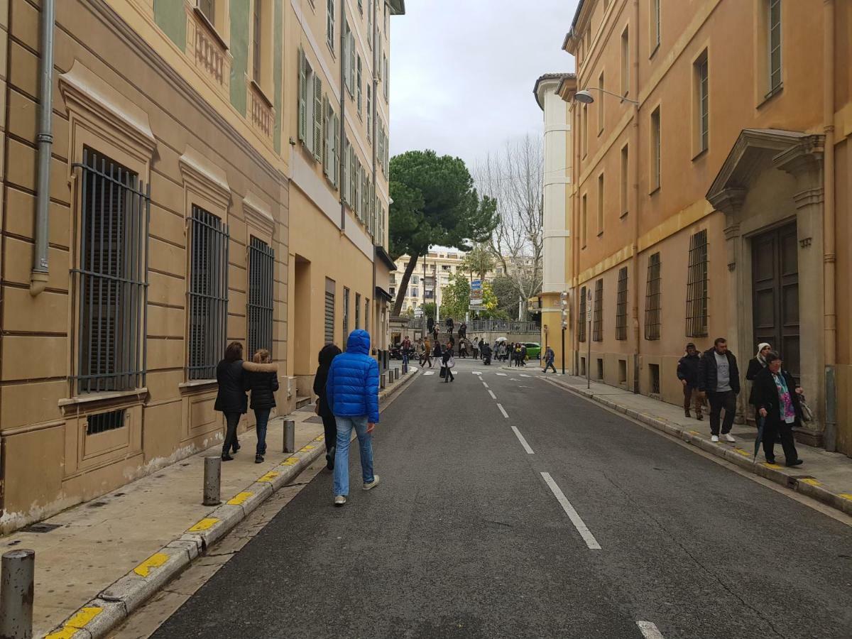 Studette En Plein Coeur Du Vieux Nice Bagian luar foto